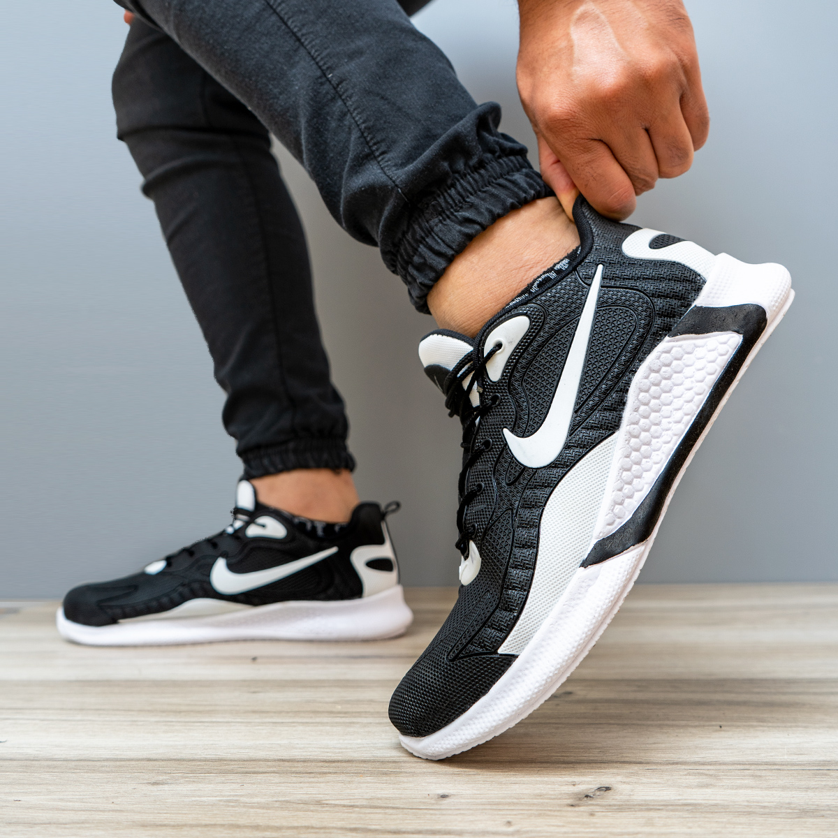 كفش مردانه NIKE مدل VISHO  رنگ مشكي سفيد