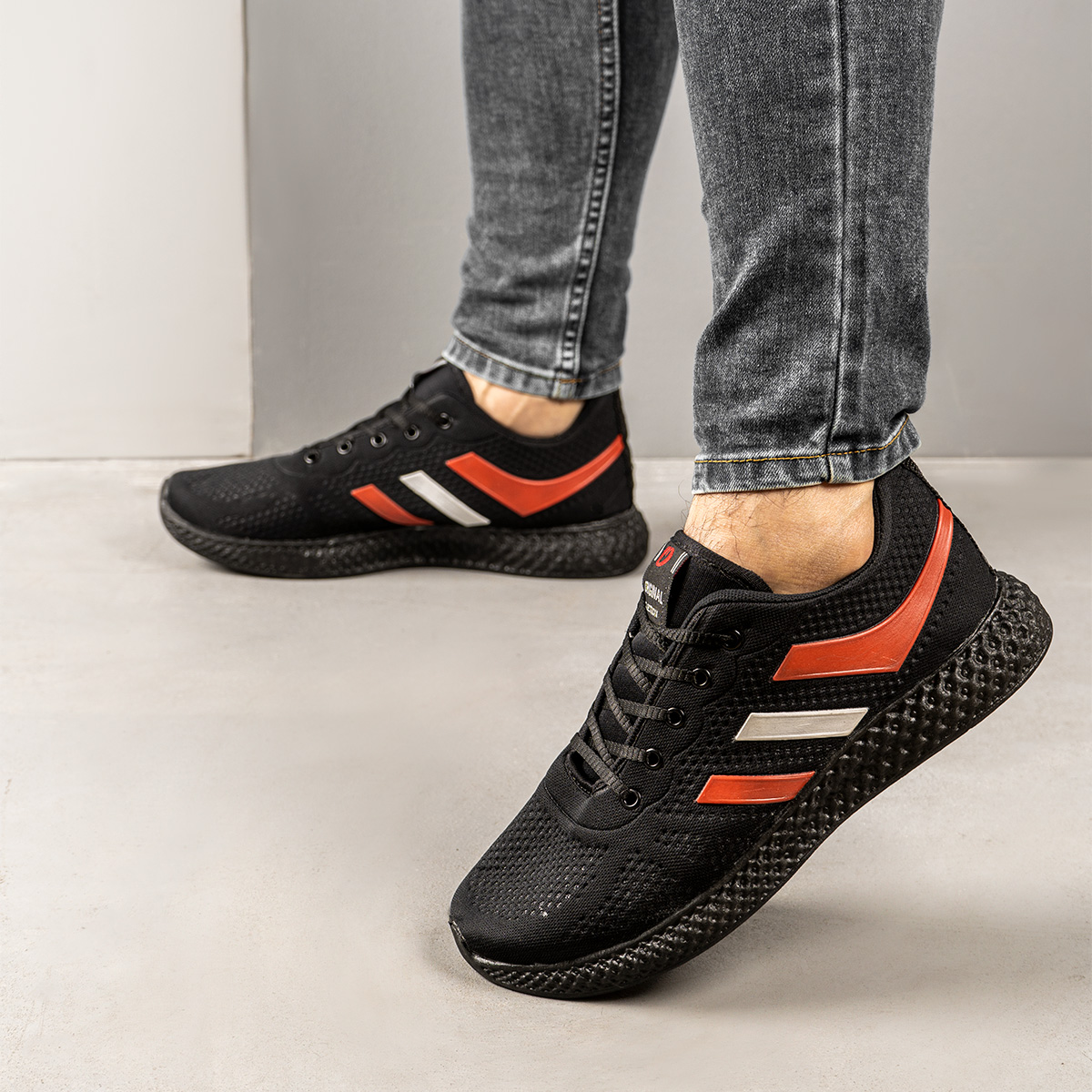 کفش ورزشی آدیداس(T) زیره مشکی مردانه مدل batin