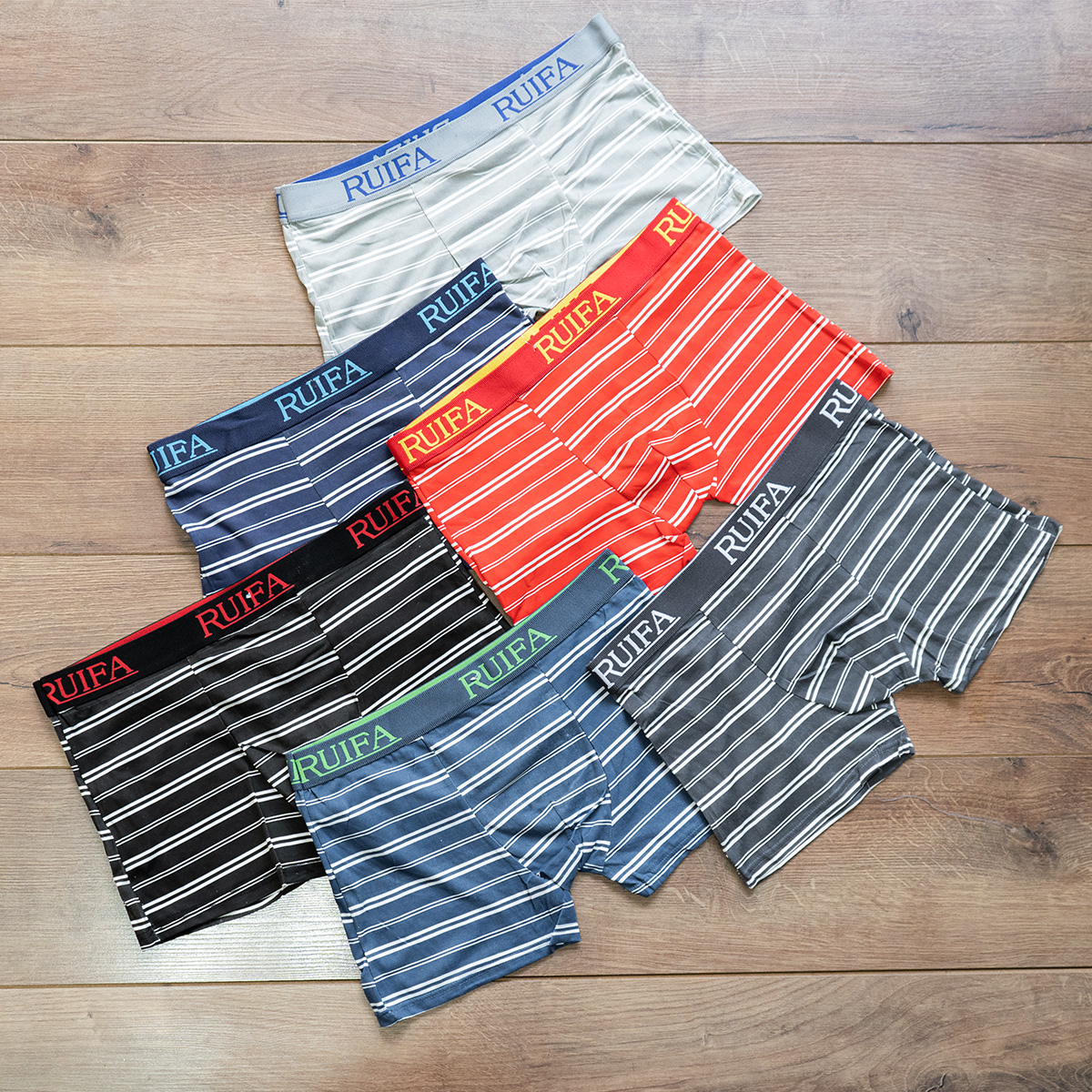 شورت نیم پا آبی راه راه