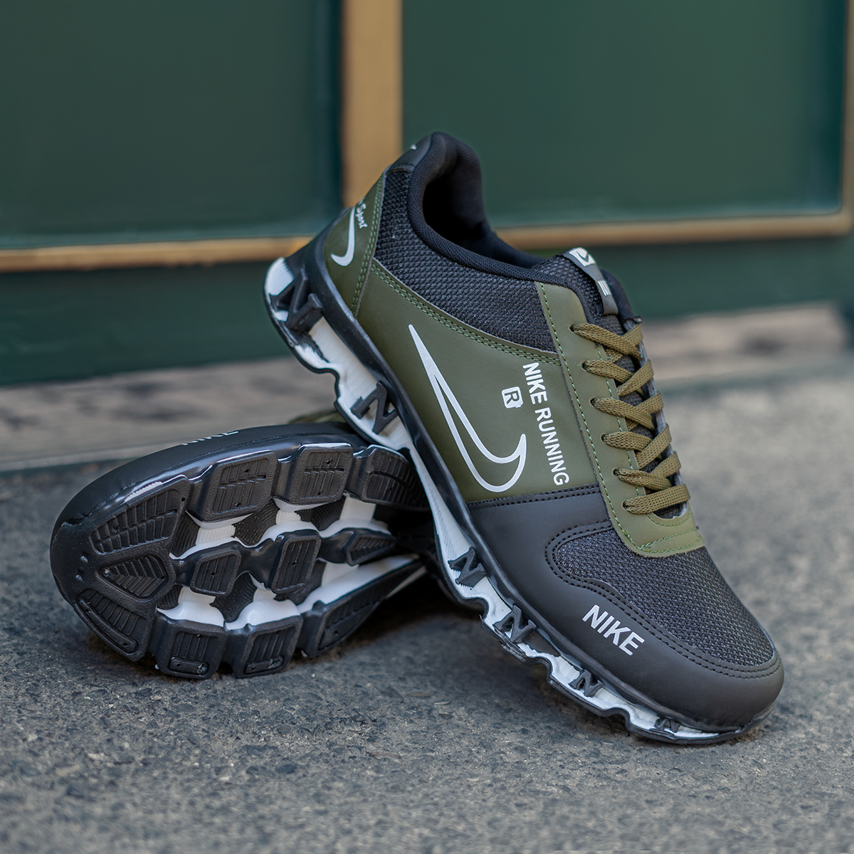 کفش ورزشی Nike running مشکی سبز مردانه مدلLabra