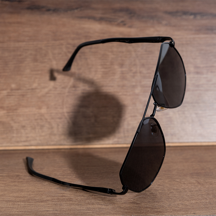 عینک آفتابی شش ضلعی مشکی مدل W702