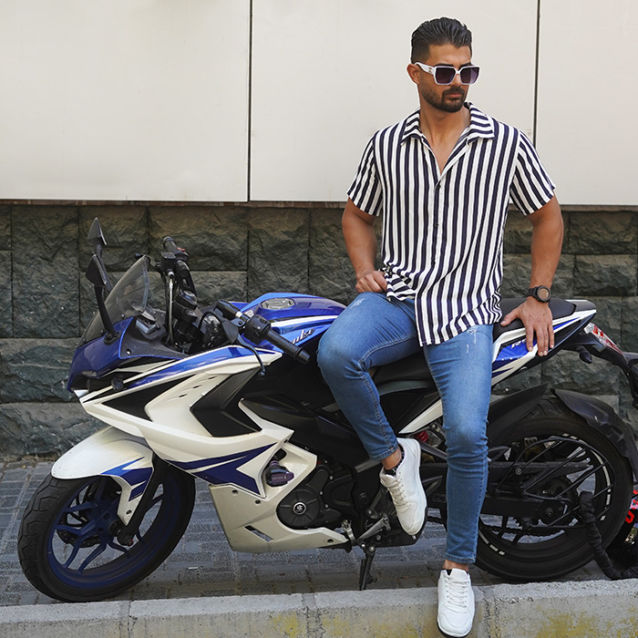 پیراهن مردانه هاوایی راه راه سفید مشکی مدل Siamand