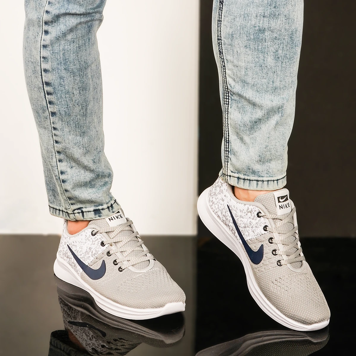 کفش ورزشی نایک طوسی روشن مردانه مدل Saber