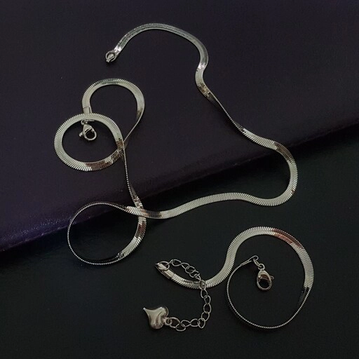 نیم ست نقره ای ماری مدل fered