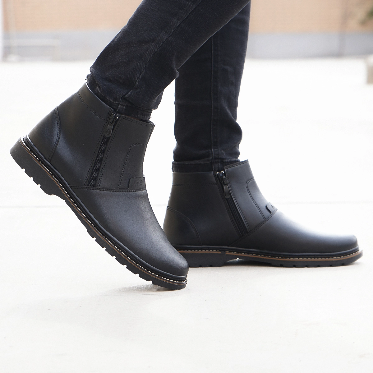 نیم بوت مشکی مردانه مدل Farzam