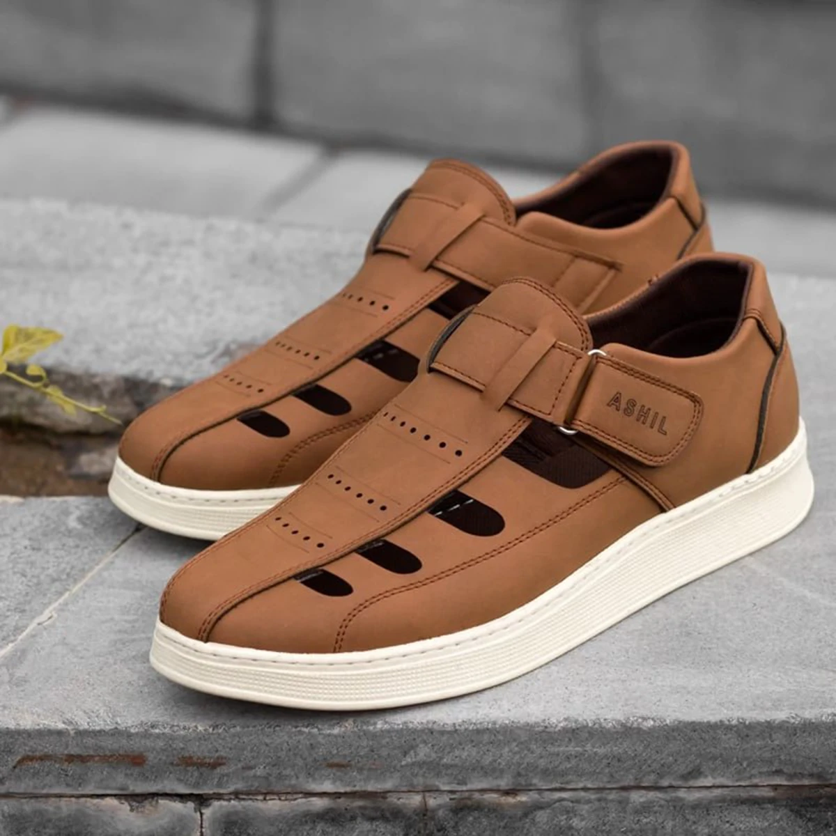 صندل مردانه نسکافه ای مدل Arman