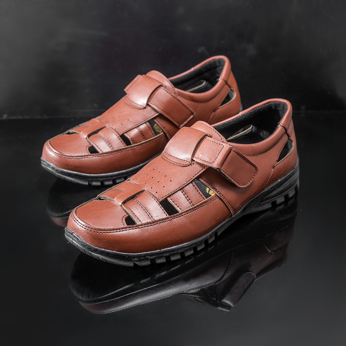 صندل تابستانه قهوه ای مردانه مدل Boros