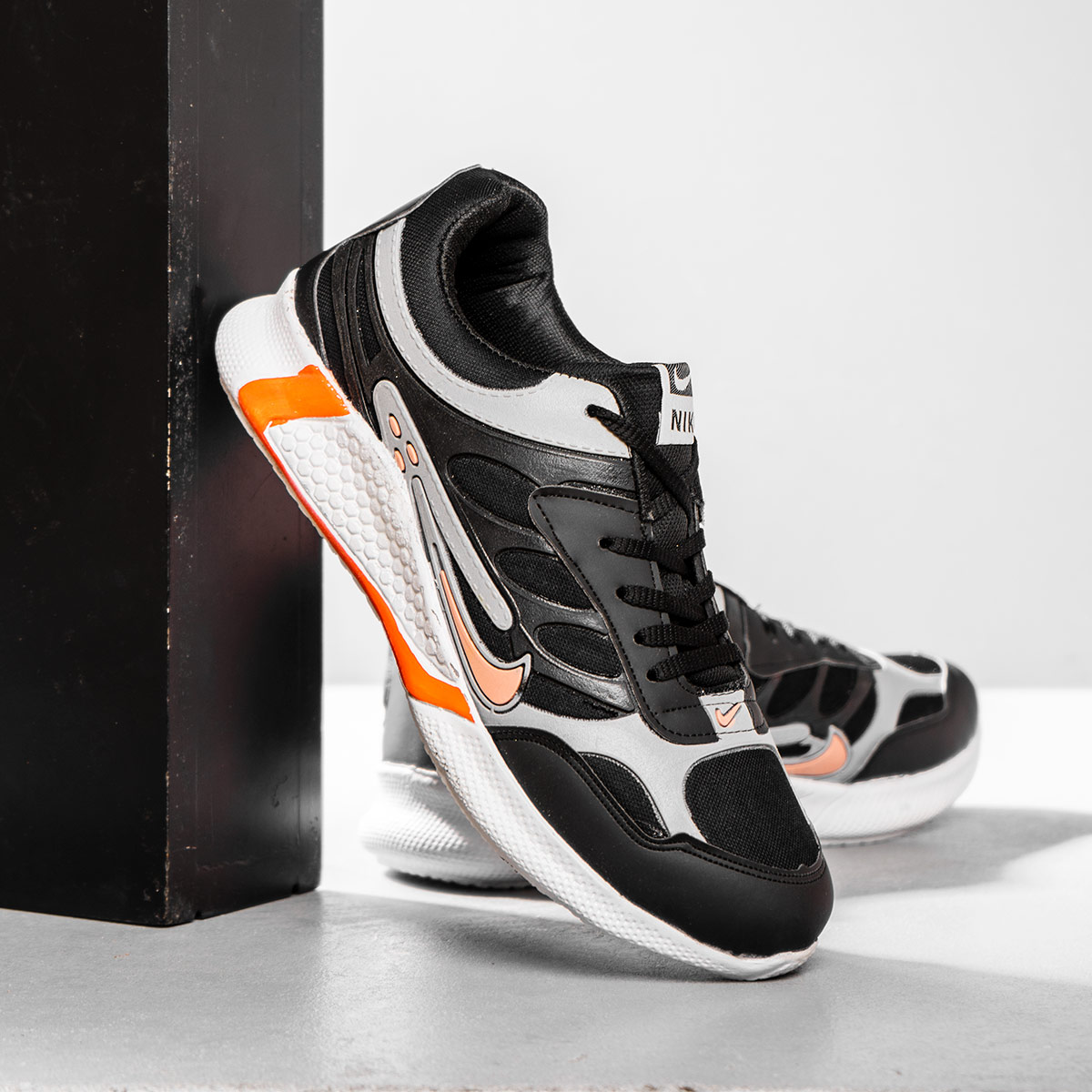 کفش ورزشی Nikeمردانه مدل Liyan